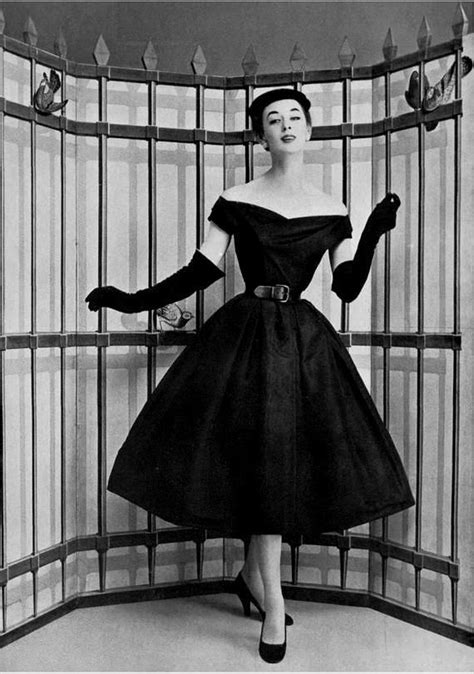 dior style dress 1950|Ten 1950s Dress Styles .